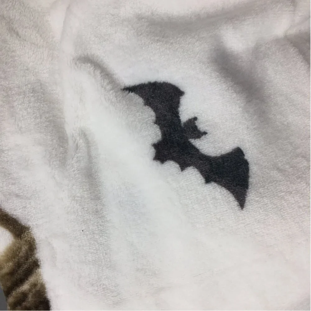 NEW Rae Dunn Halloween HOME SWEET HAUNTED HOME Fleece Throw Blanket House Bats